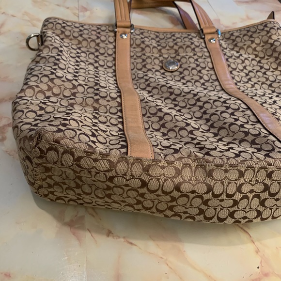 ♦️𝗦𝗢𝗟𝗗♦️ VTG coach large shoulder tote bag - Picture 7 of 16